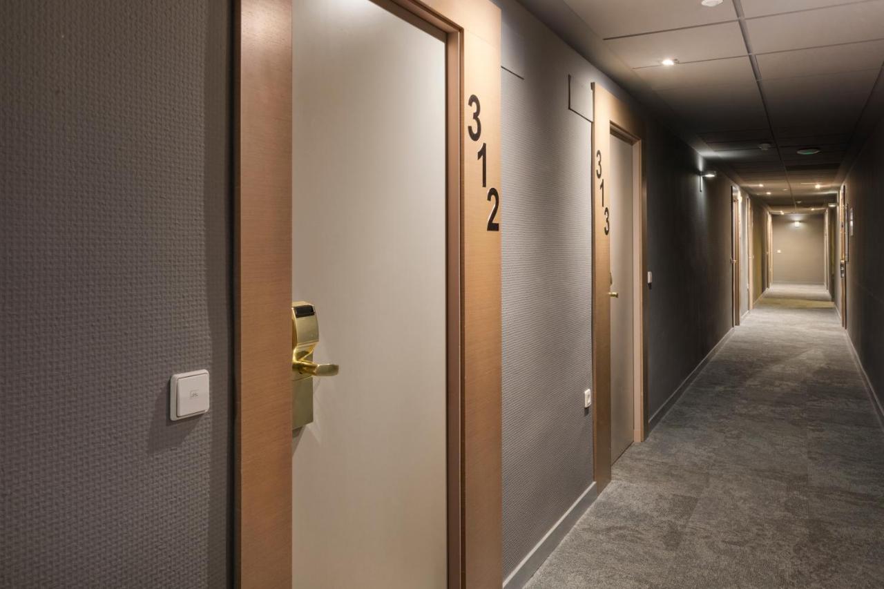 B&B Hotel Cartagena Cartagonova Bagian luar foto