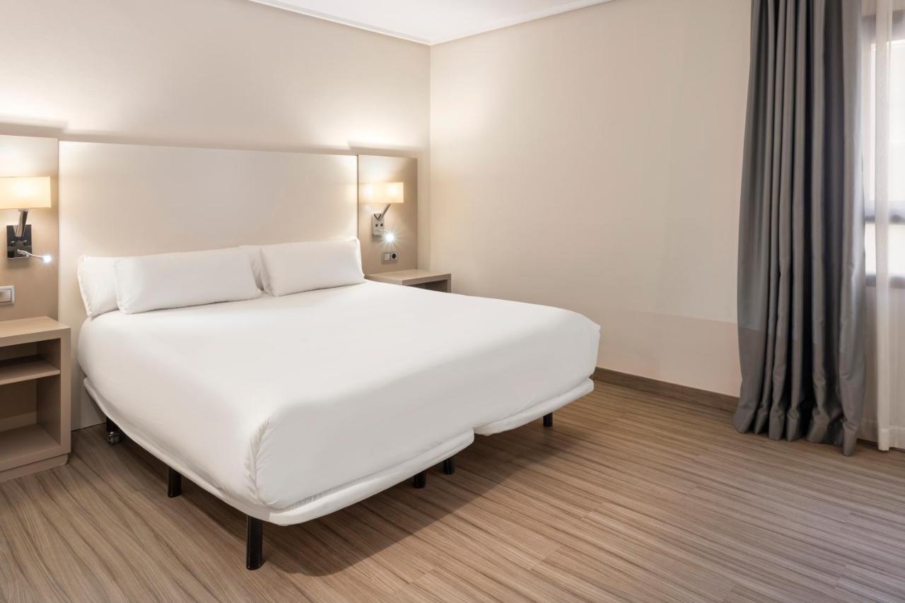 B&B Hotel Cartagena Cartagonova Bagian luar foto