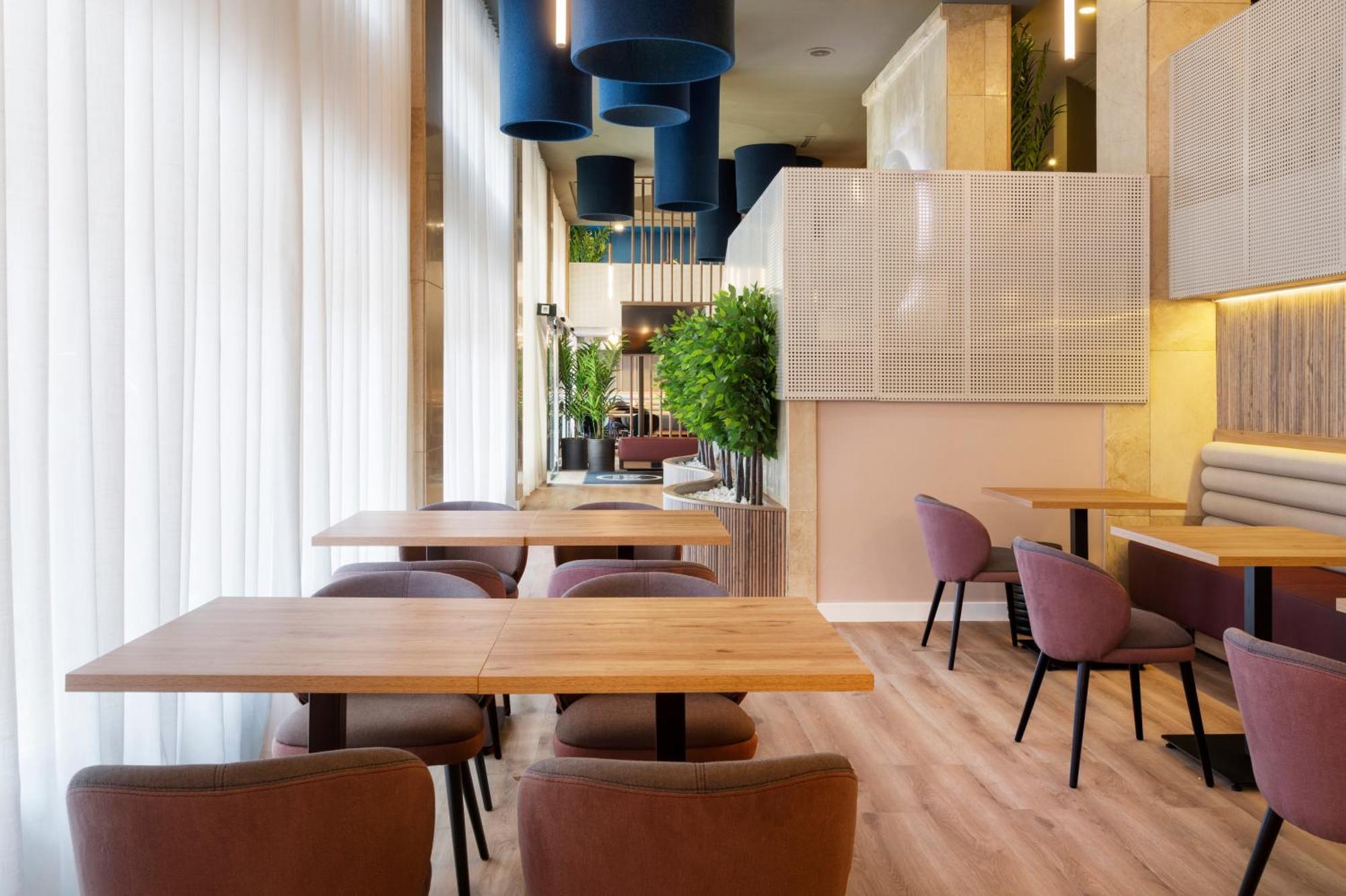 B&B Hotel Cartagena Cartagonova Bagian luar foto